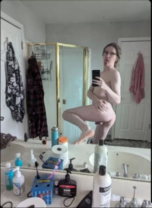 I give out my personal information like candy on Halloween, dm me if you're interested if trafficking a virgin boy😈