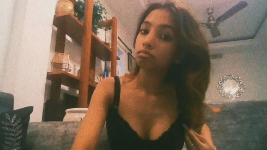 I want a 50/50 relationship, he pays all my bills, works 18 hour shifts daily for me and in return I kick his balls and treat him like sh*t! What a great relationship that would be 😇.