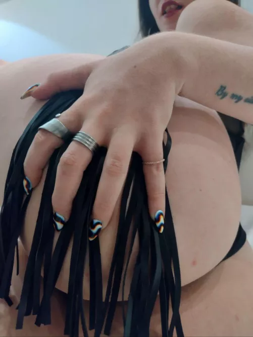 I want to see you lick me like never before, and you'll feel the tickles of my whip while you do it, but if you stop, it won't be tickles anymore, pet.