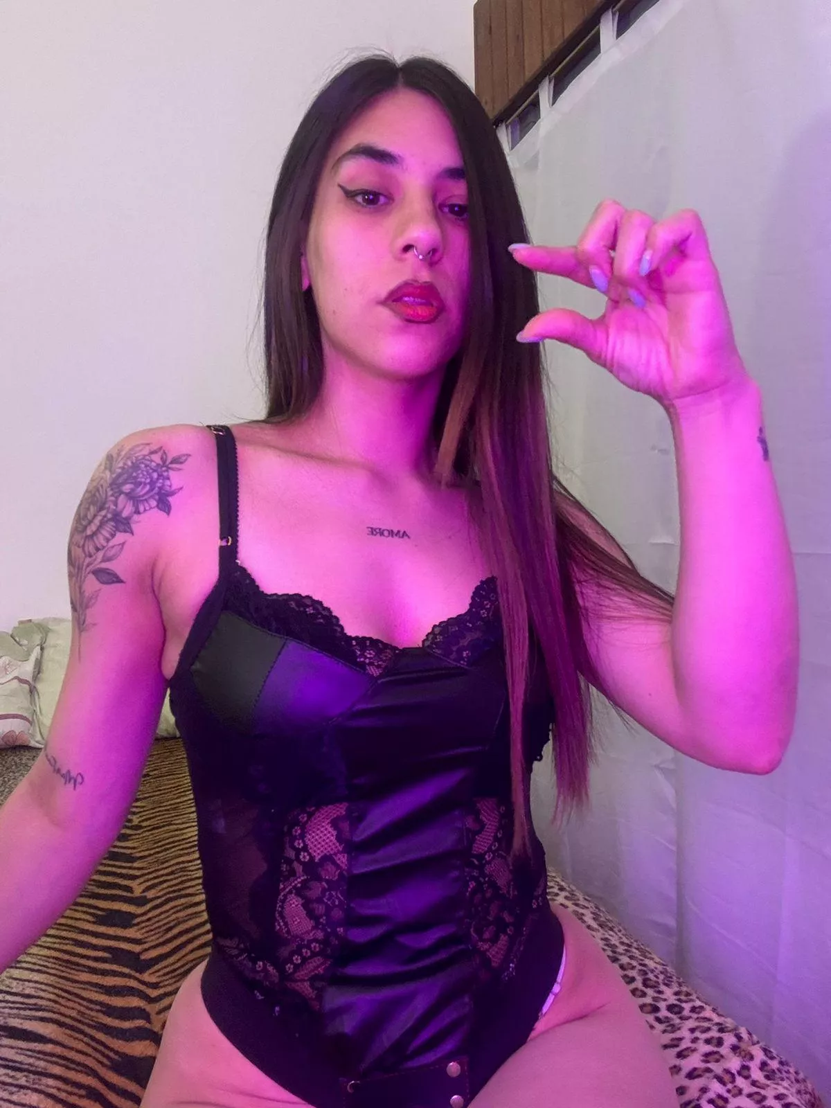 I will count to ten, where should I stop? Where signals would be your size, loser. 1..2..3..4..5..6..7..8..9