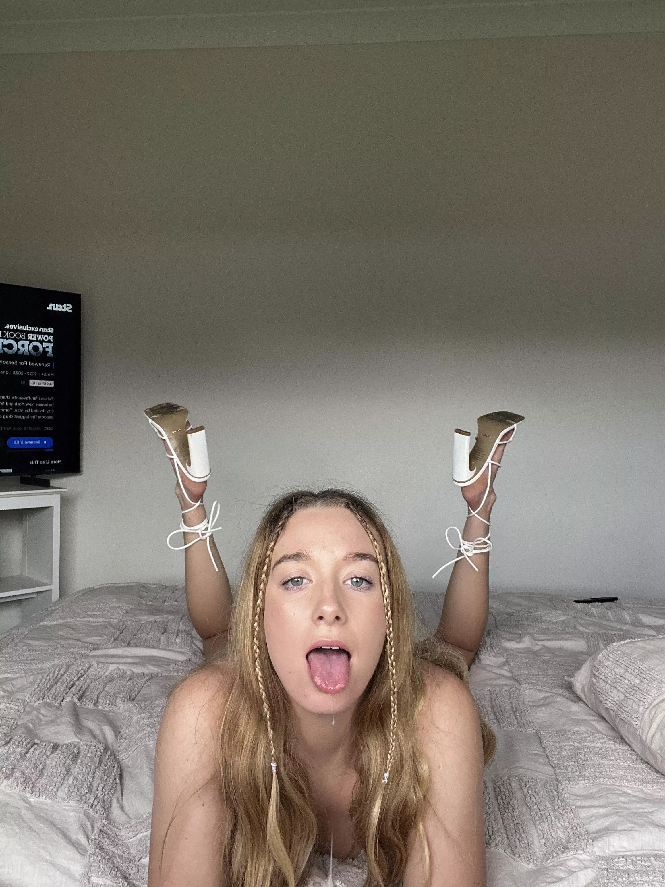 I wonder how can I convince you to bust a nut in my mouth 