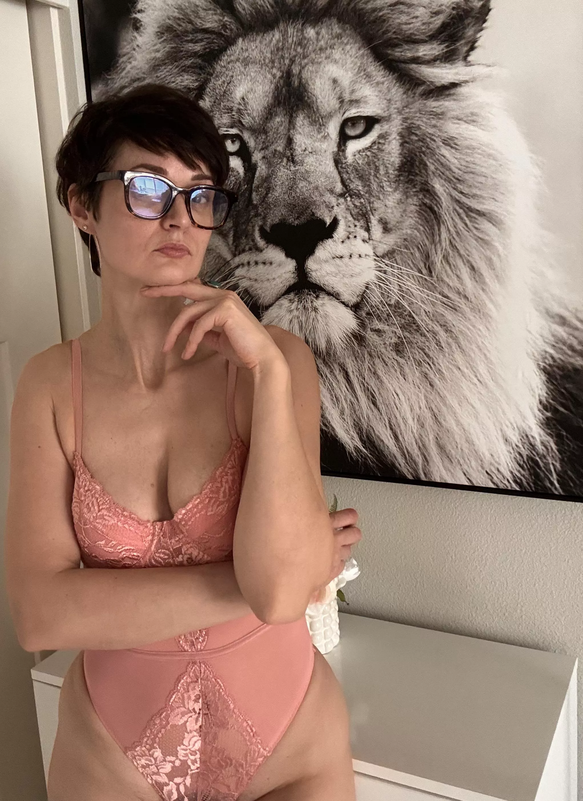 I’m seriously into this pink 