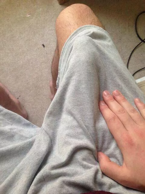 In desperate need of a dommy mommy to order me around and do what they want with me, please message me mommy :3