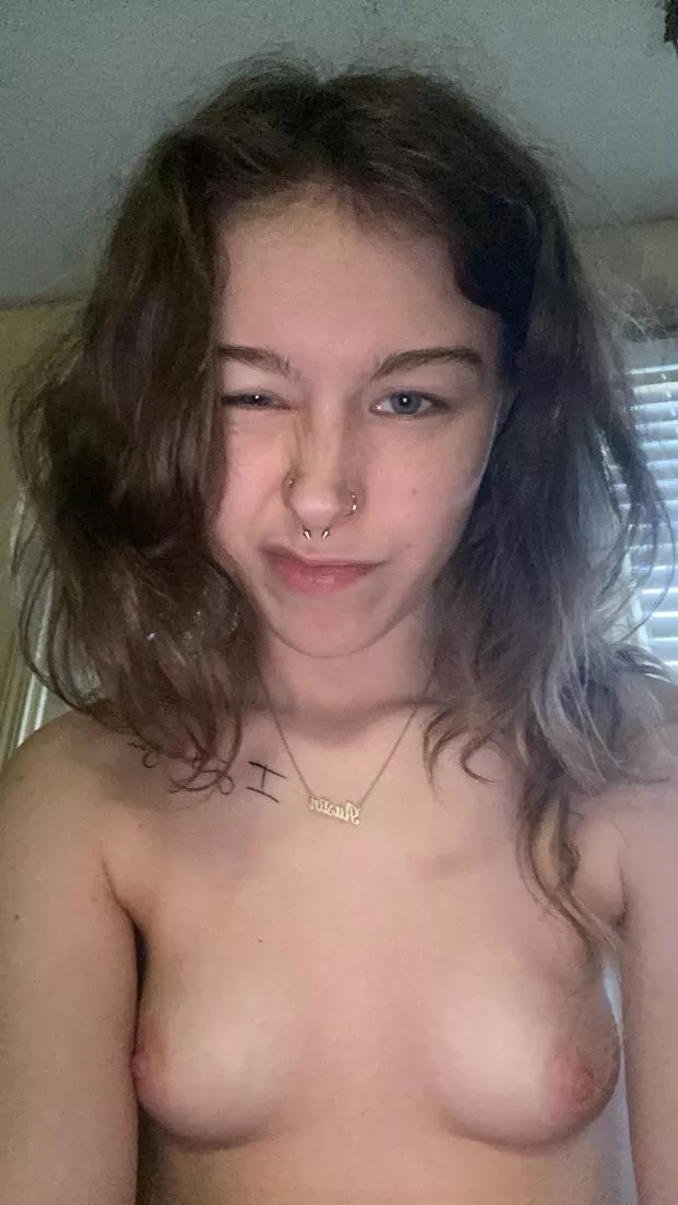 Is this enough to make you want to fuck a 2006 girl? 