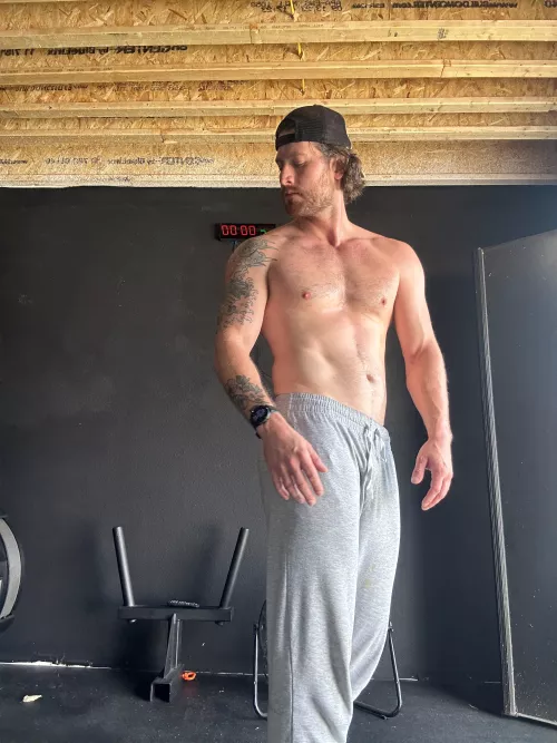 Male creator in Denver looking for collabs (switch/bi) 