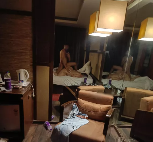 Mirrors and Messy rooms!! 