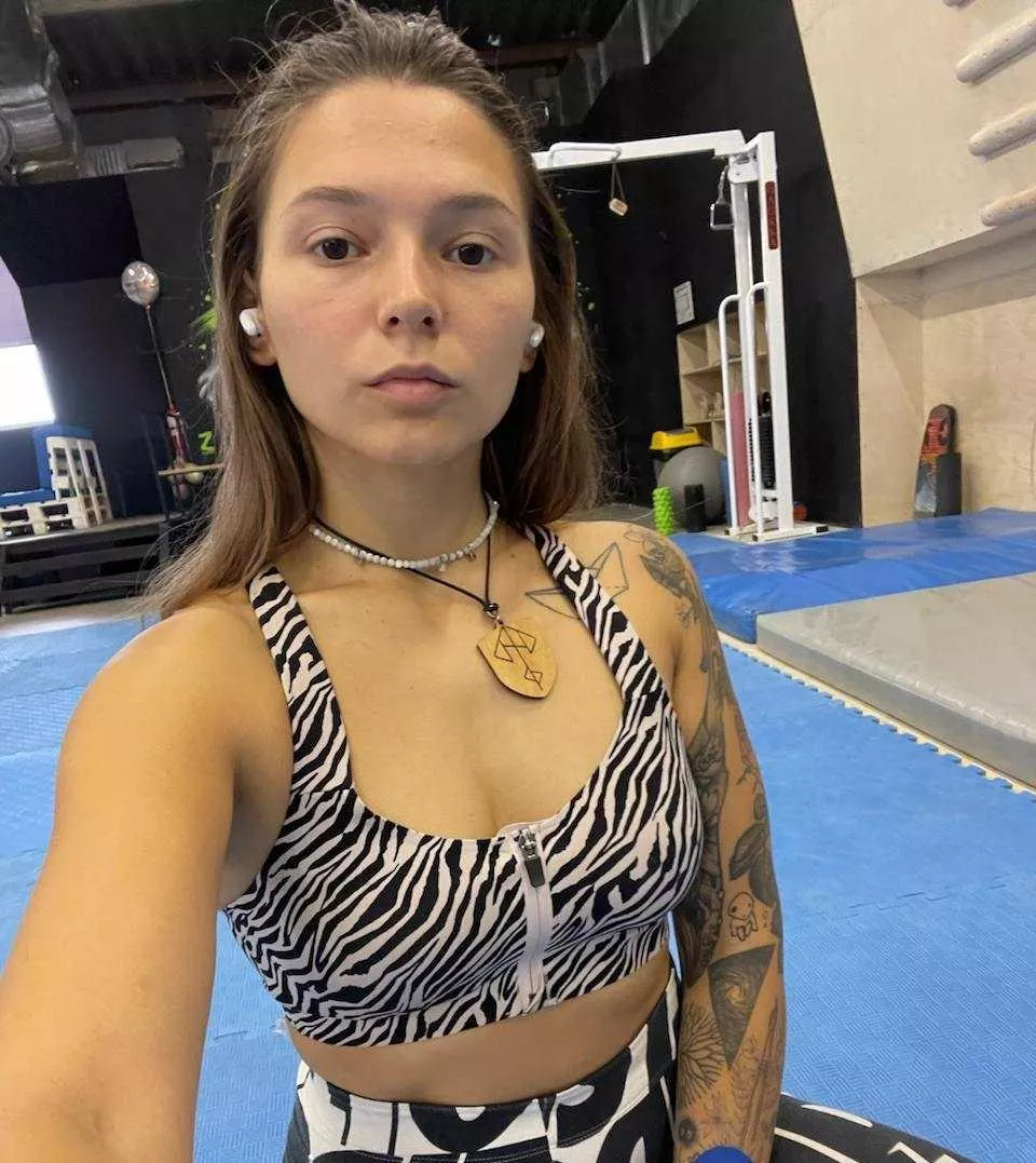 my slim body stays that way because of working out at the gym