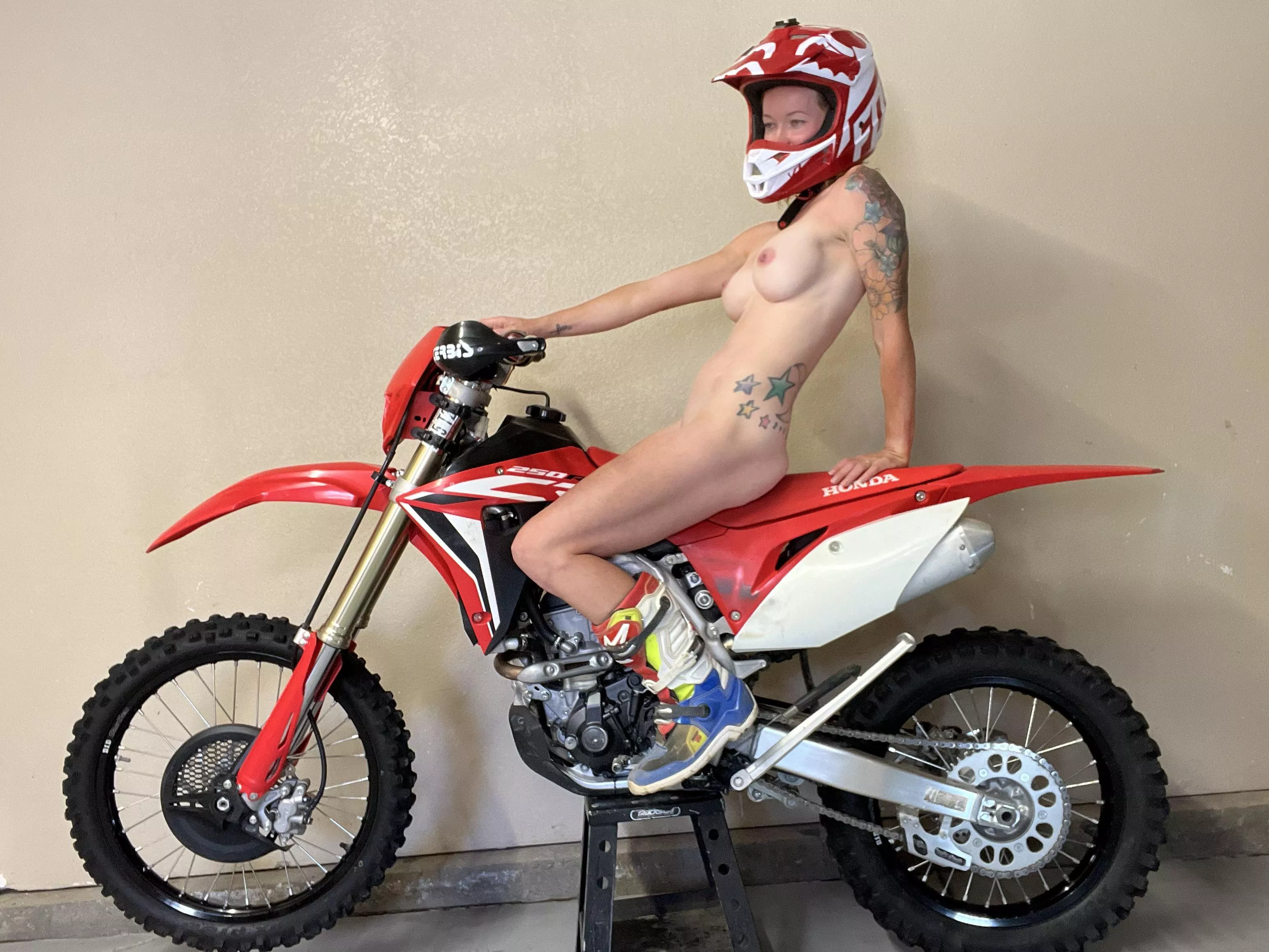 On of my favorite pics on the Honda