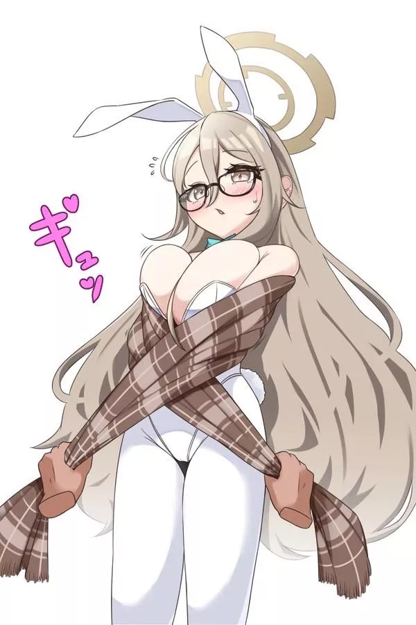 Pulling on Akane’s scarf! [Blue Archive]