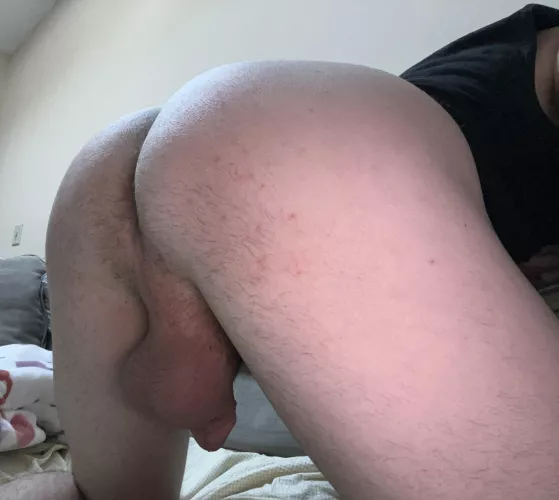Shove your raw dick in my ass please