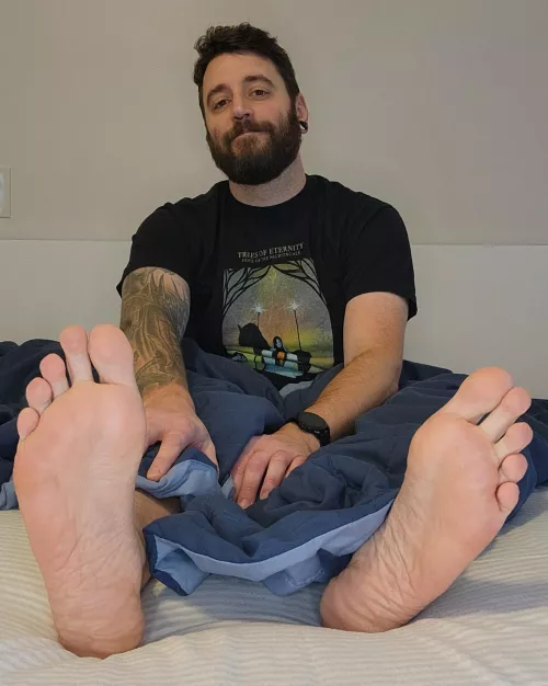 Staying cozy on this dreary fall day 🍂😊