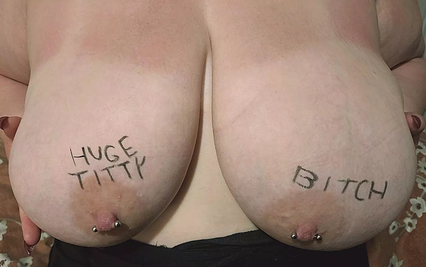 Use me and my holes however you want. I'm here for your pleasure. 😘💦😈