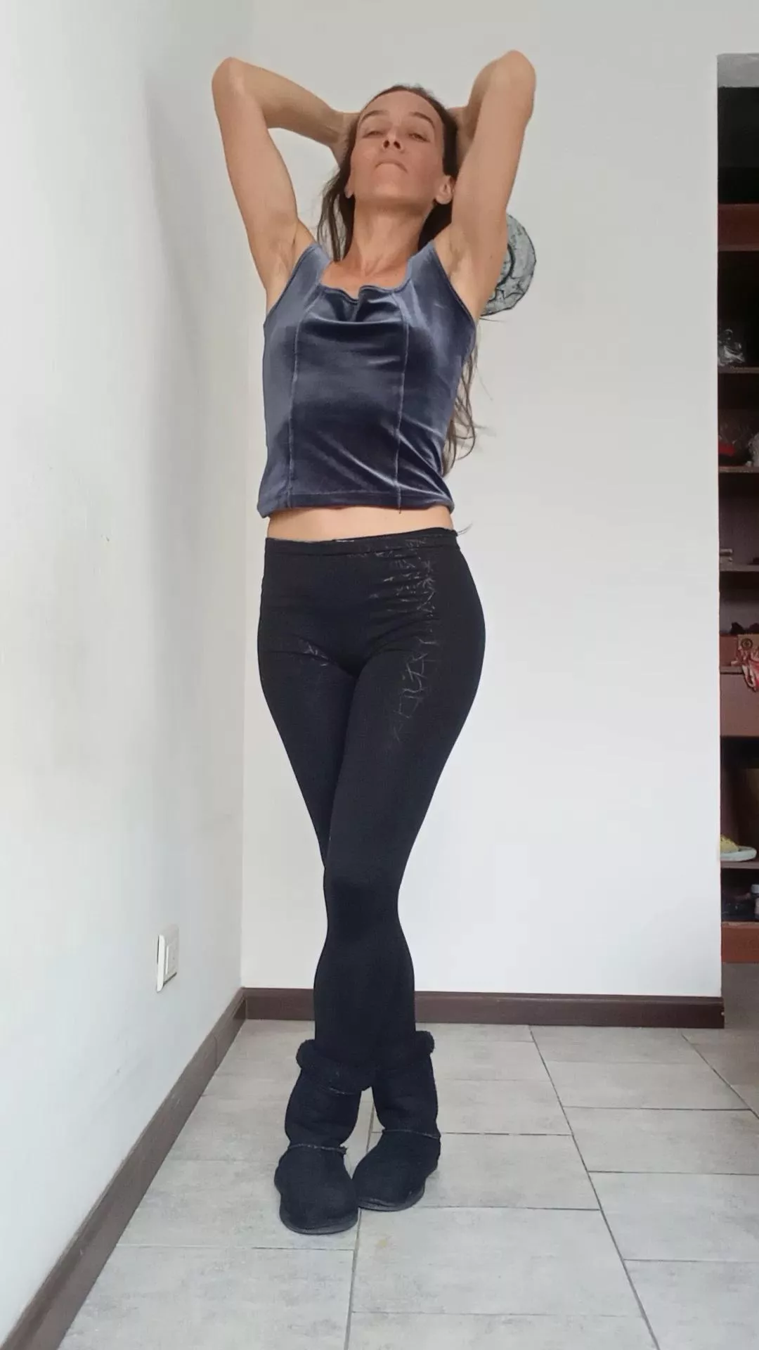 who is such a good slave to pay tribute before saying hello