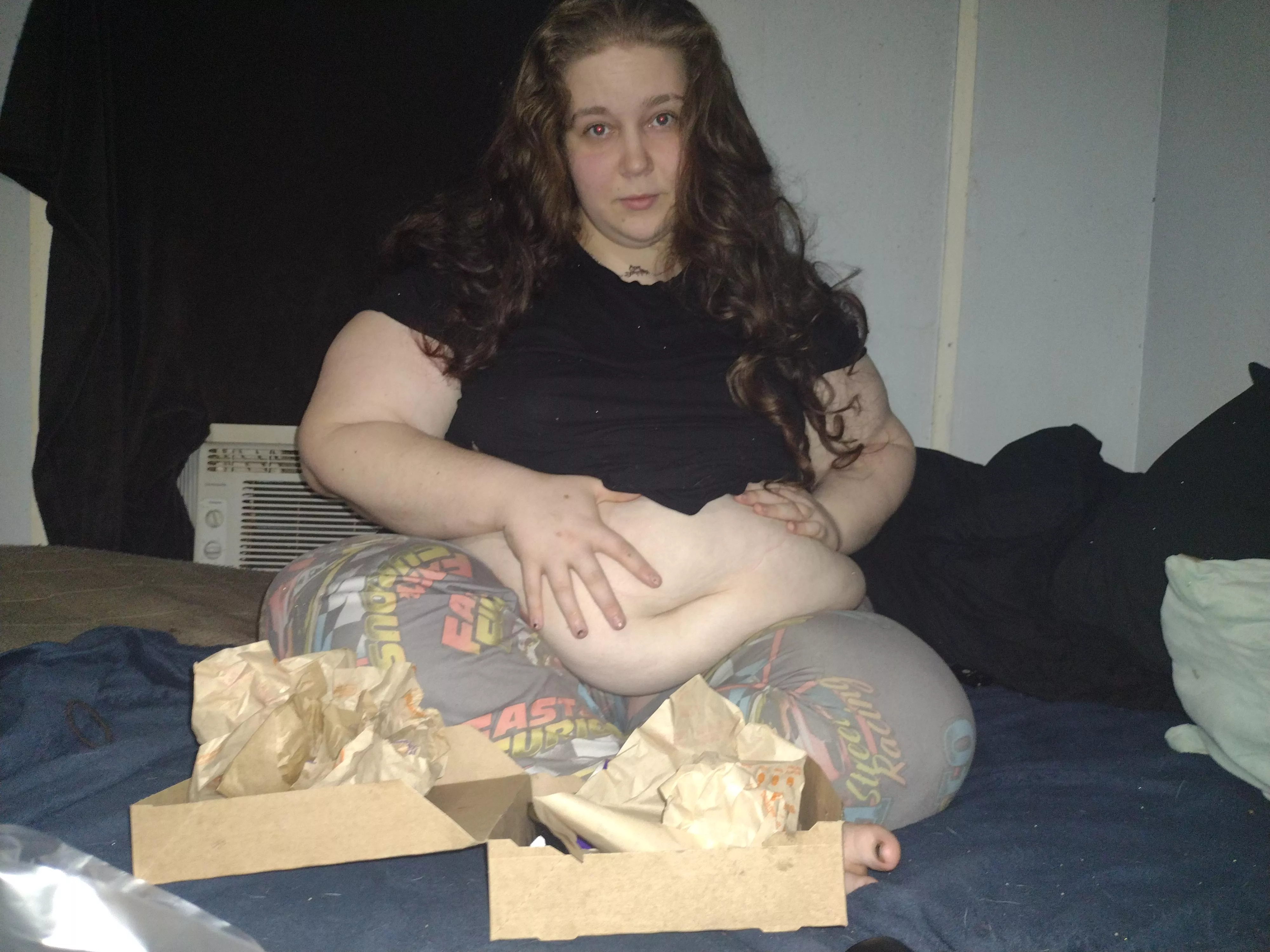 Who wants to feed this lil piggy this little bit of taco bell just wasn't enough 