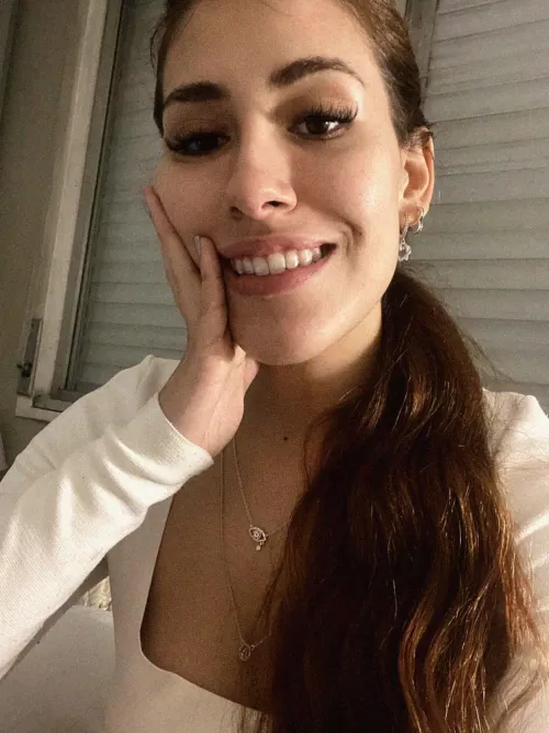 23 [F4M] Could really spread this good vibe that is building up in me hmu!
