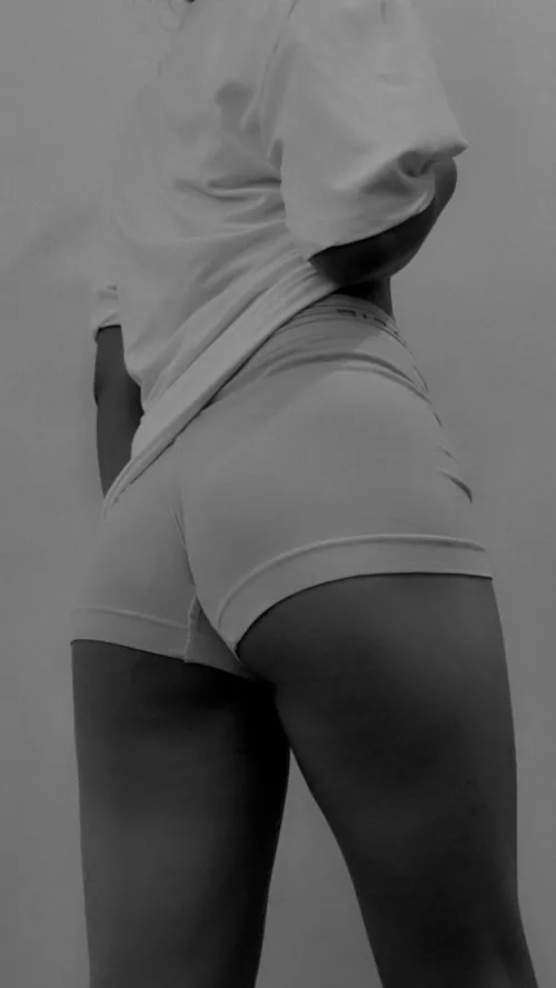 Can I have seat? 18F, 4'5ft 