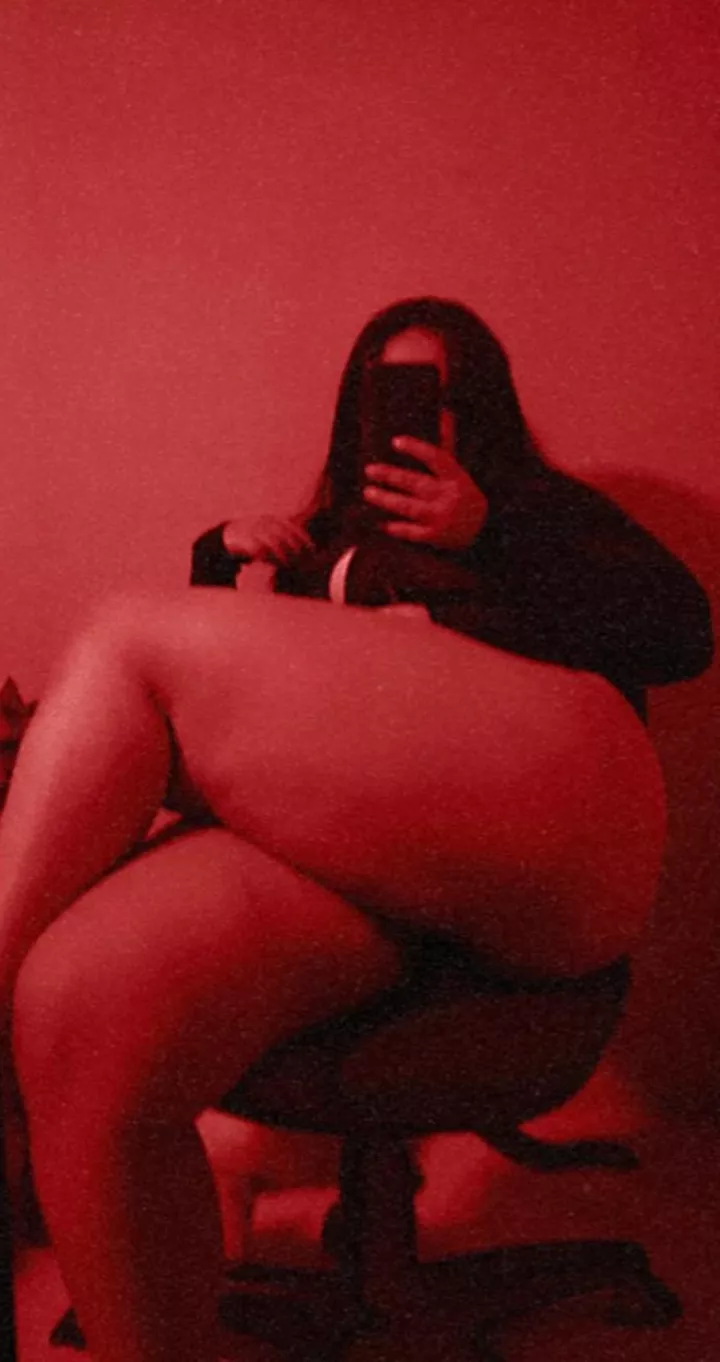 In search of the sub who will let me fuck his wallet