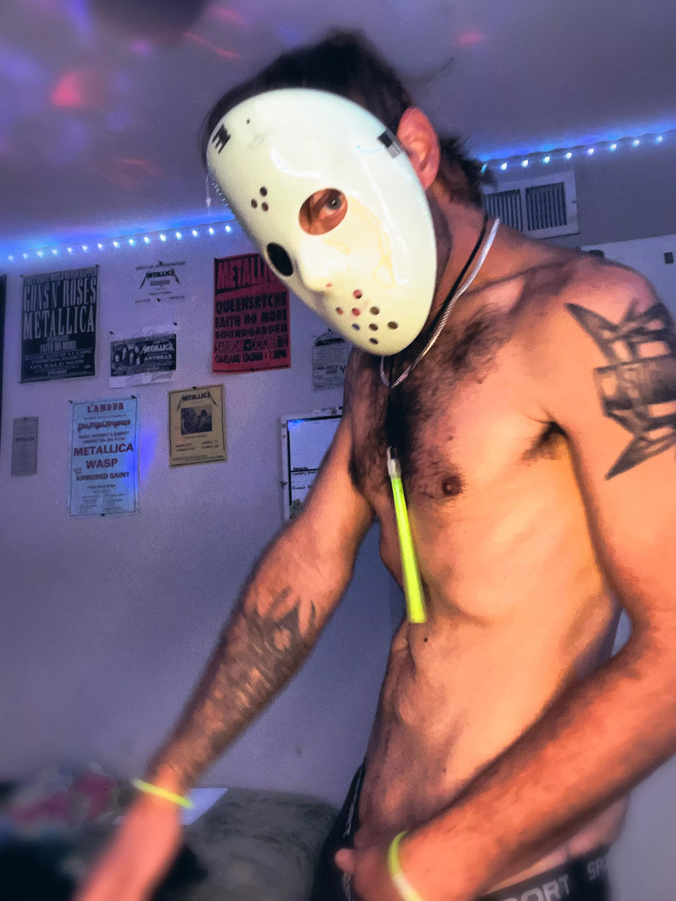 M4F looking to hang out 