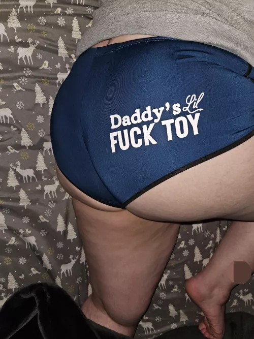 My wife loves when guys stare at her 🤤