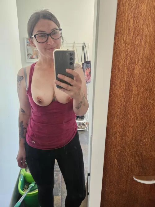 Quick mirror flash in between errands