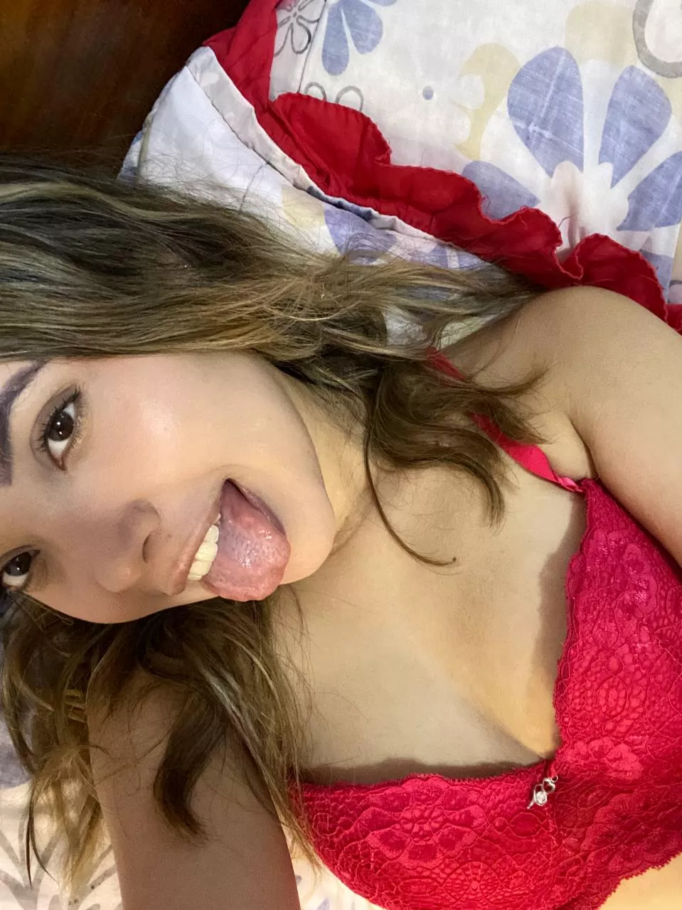 Stunning girl wants to make your dreams come true [Selling] sext, cam, vid, pic, gfe, rate. Come and enjoy!