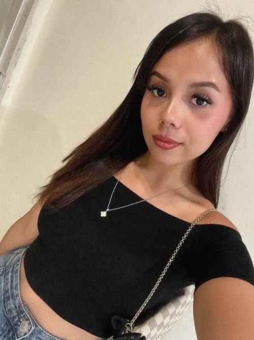 19 [F4M] Orlando - Looking for a funny guy, just casual with no strings attached