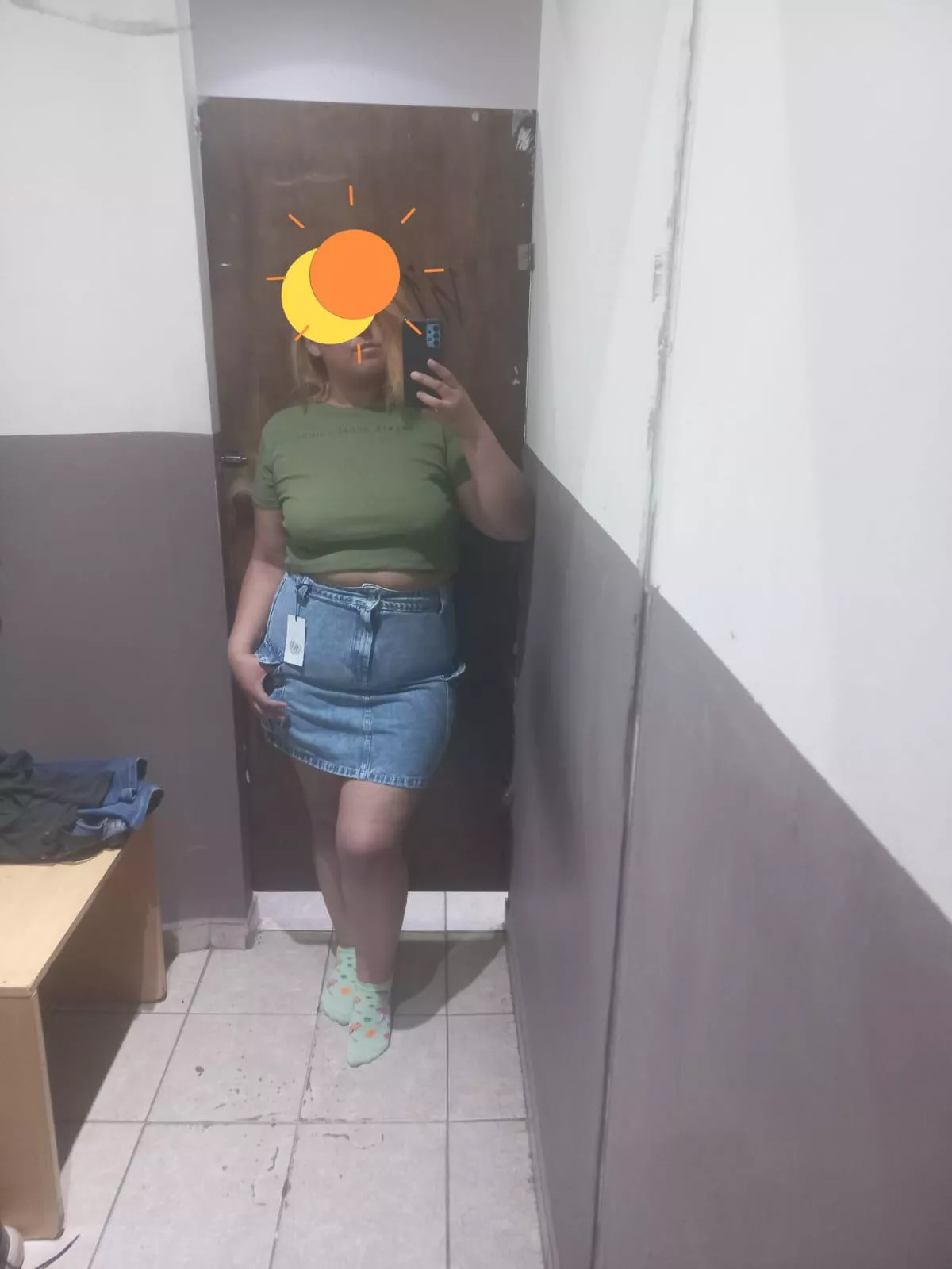 [19] [Online] Looking for a nerdy Daddy for a long term relationship. Read my pinned post for more info and the code word