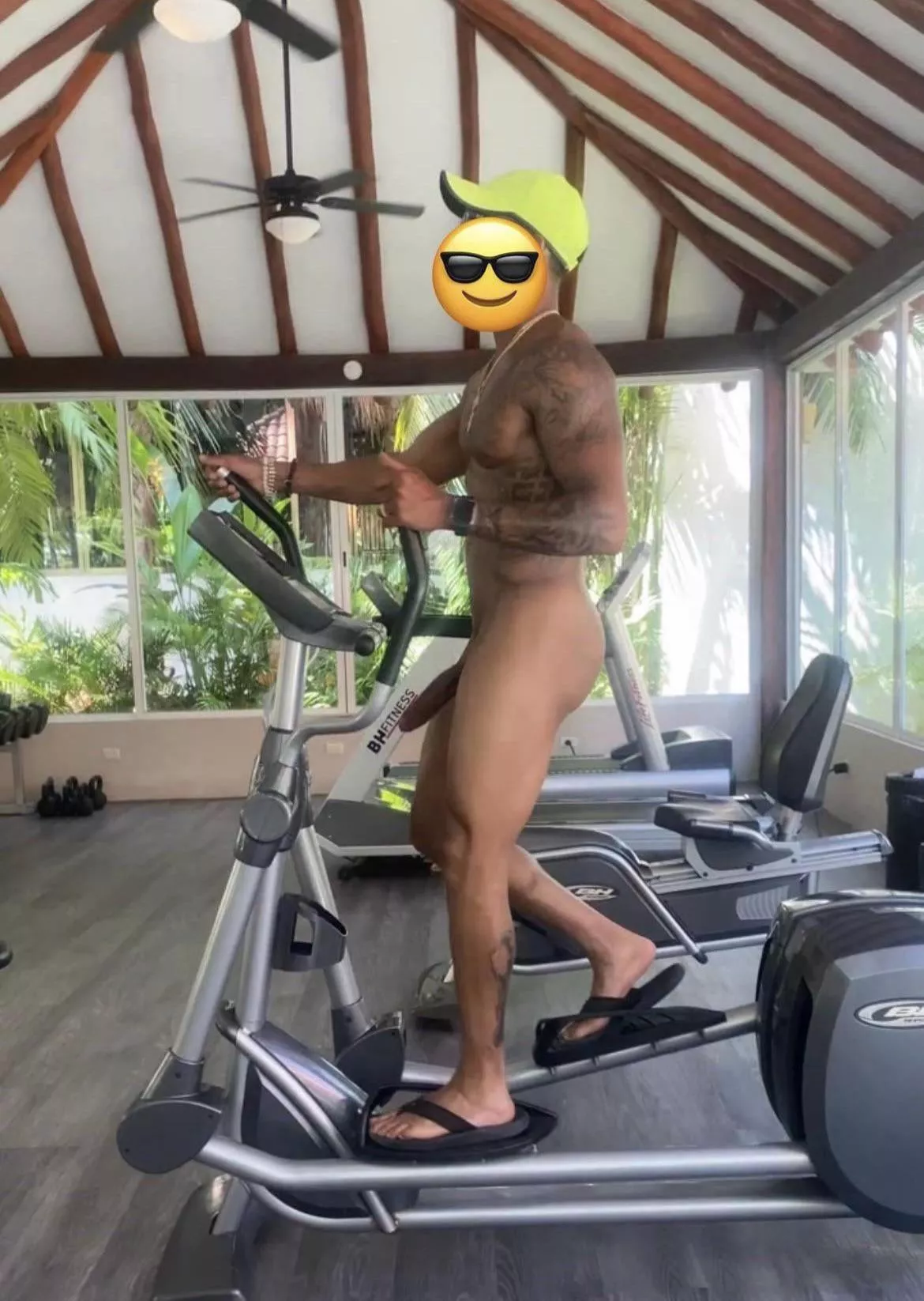 35 [M4F] [M4FM] looking for adventure - Shoot me a birdie 