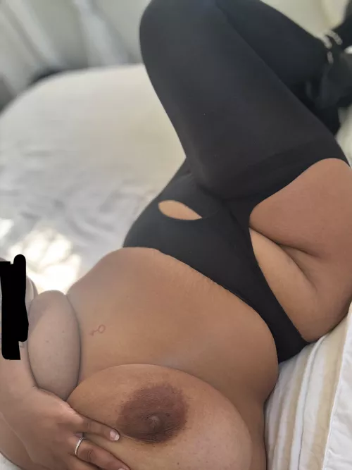 37 years around the Sun.  I’m sooooo grateful 🥹🎂🦂🖤