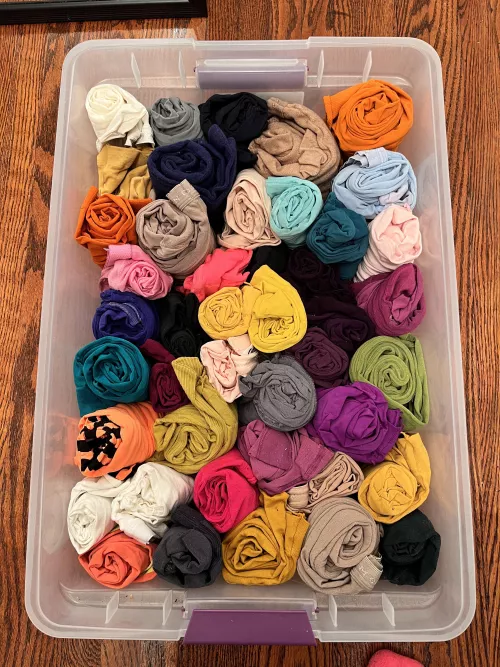 An easy way to organize tights!