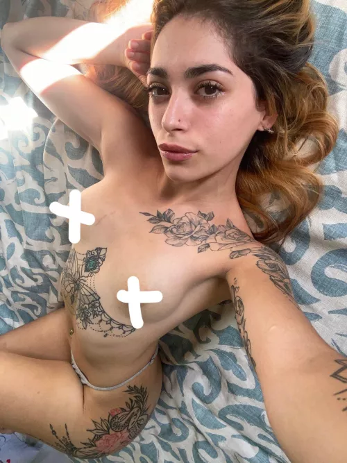 Annule tes plans ce soir et viens ejac sur mon visage ;)