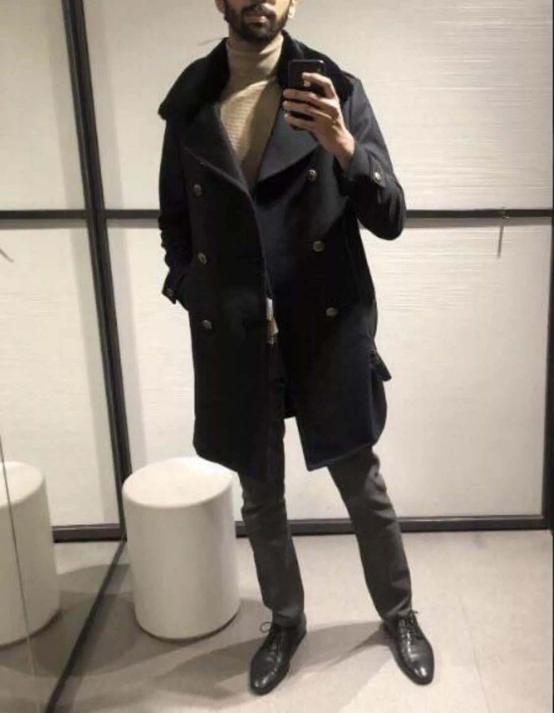 Anyone near KP up for a cup of coffee. Hmu 