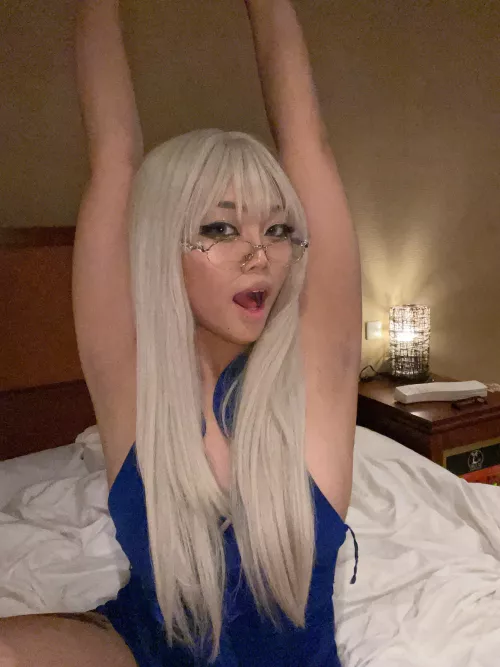 Confident to show my clean armpits