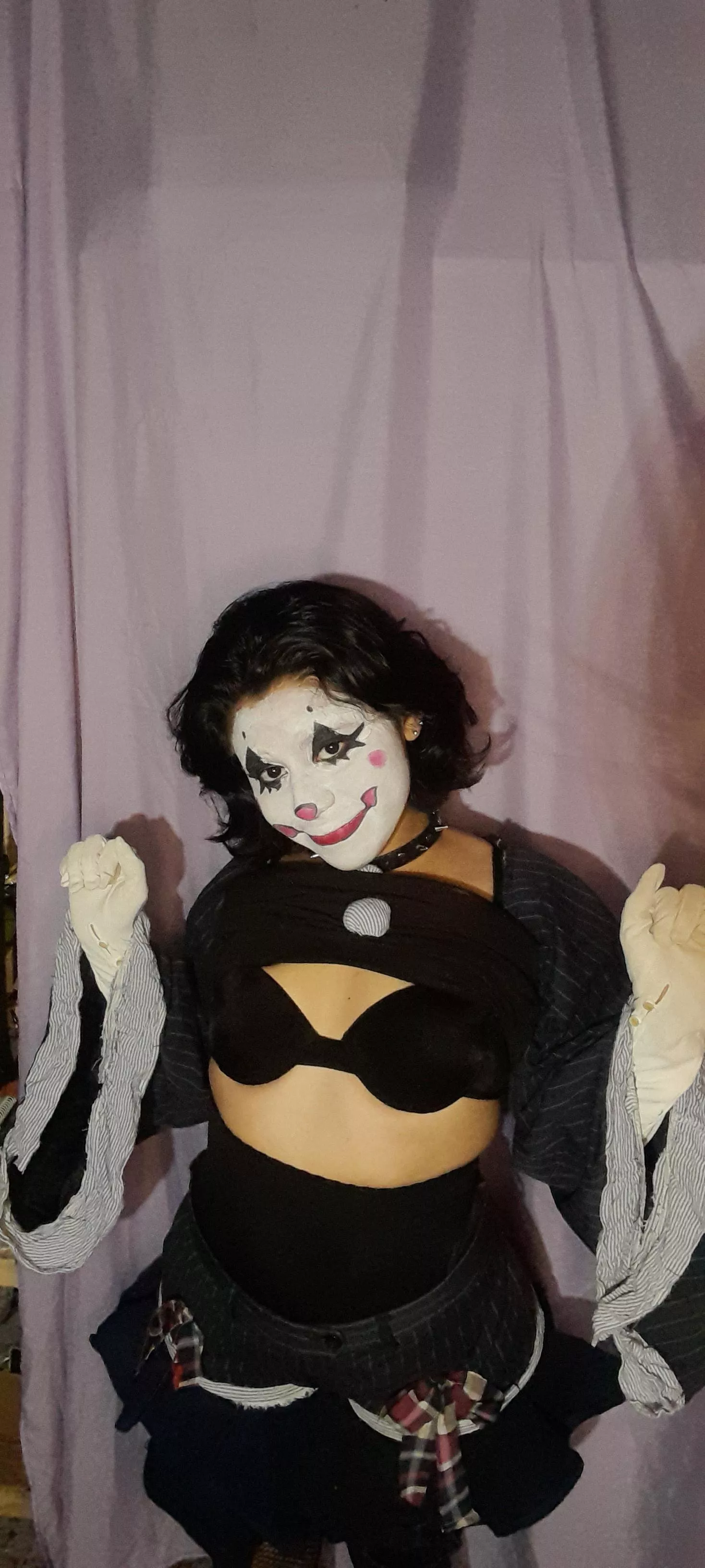 Do you want to rip off my clown clothes and see where else I have makeup?