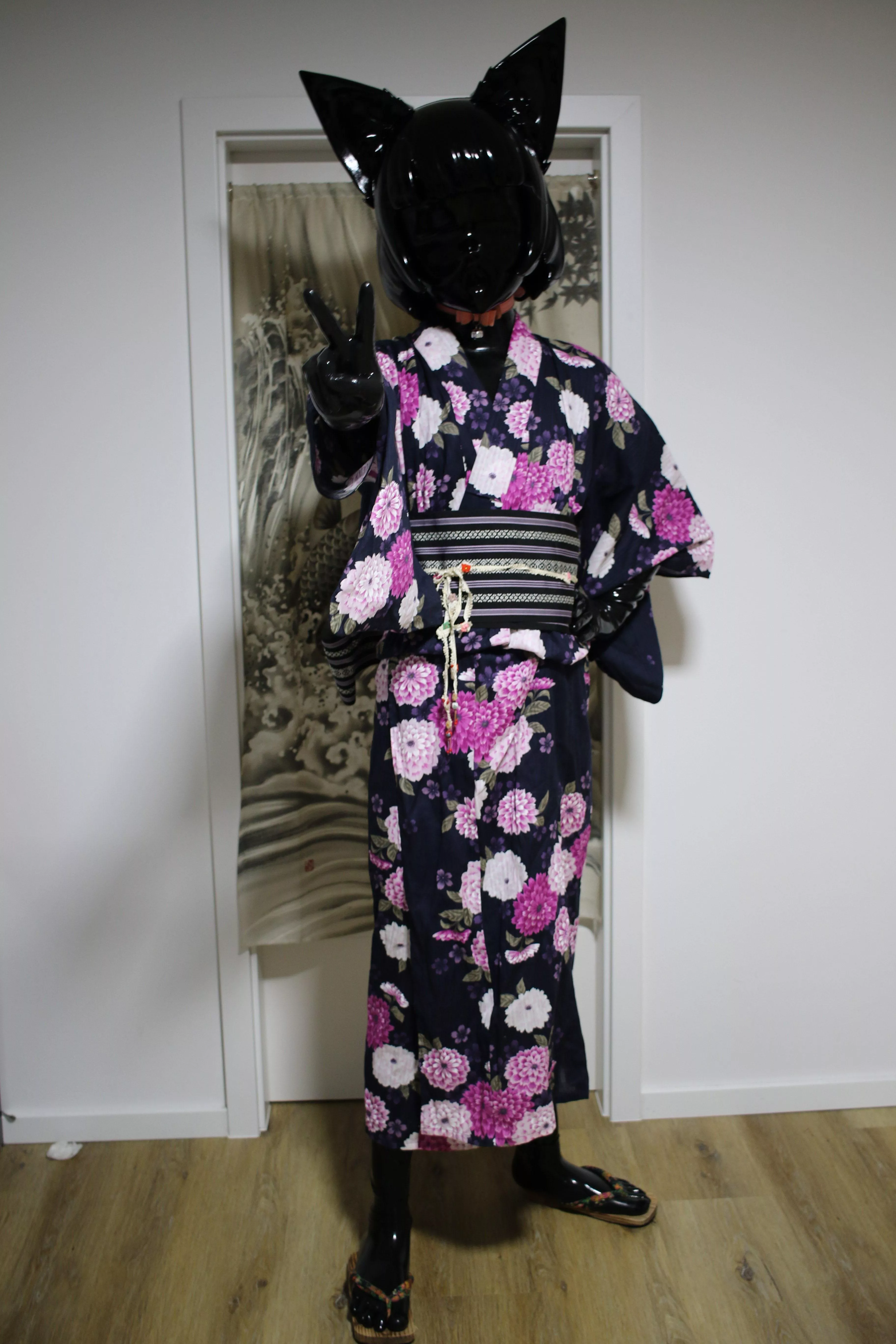 ✌(📸 + 👘: @drone-0635)