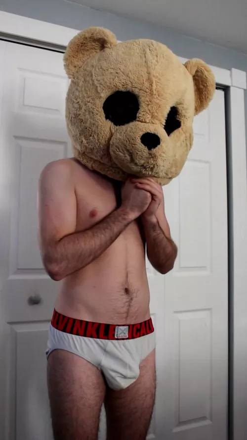 I am always so happy to wear briefs! So fun😍