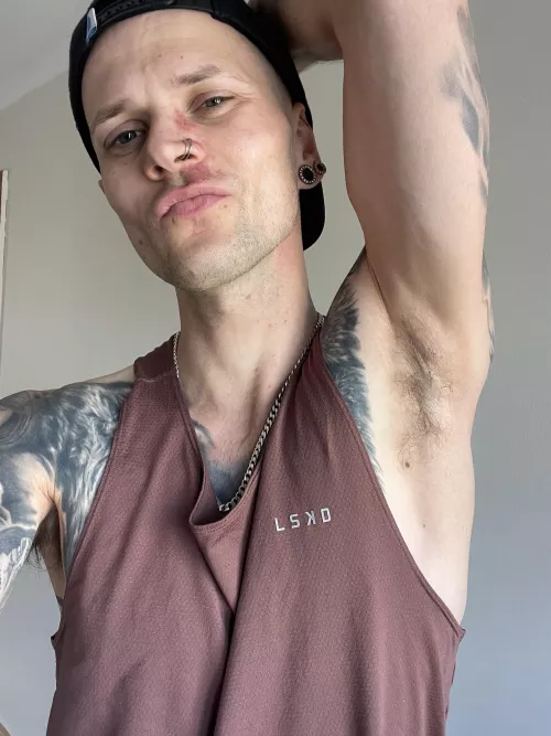 Let’s create a debt subscription. We decide how much gets deducted from your account & how often, then I take it automatically. DM me 😈