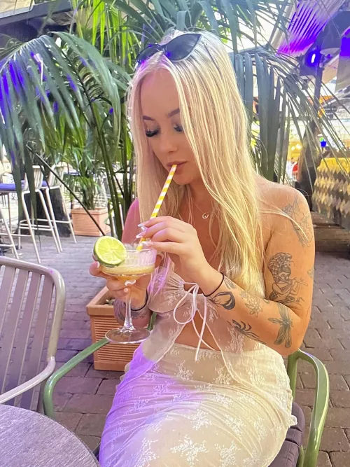 whats ur favourite thing about me bby? (sydney)