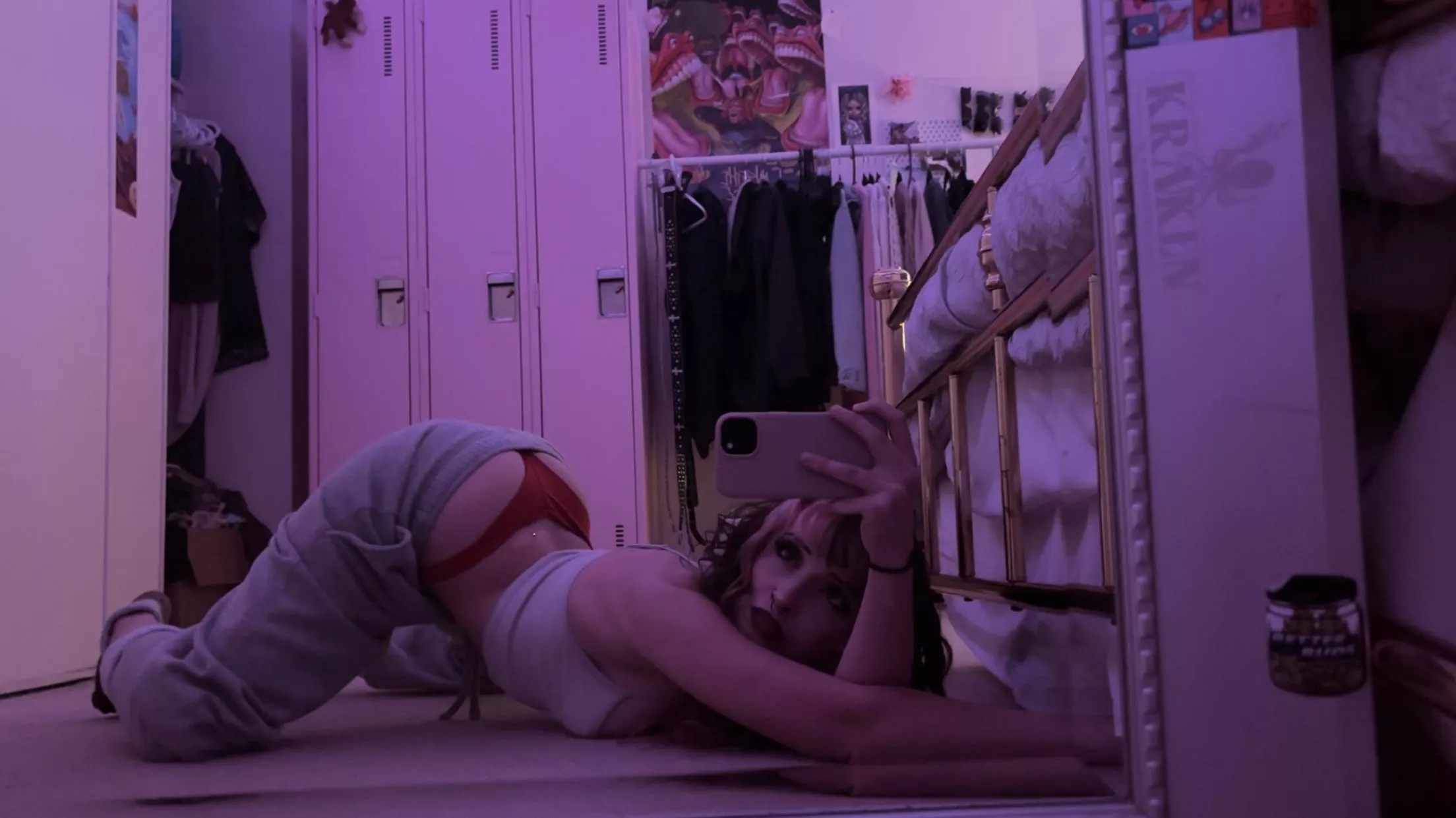 19 and 5'1. What would you do to me?