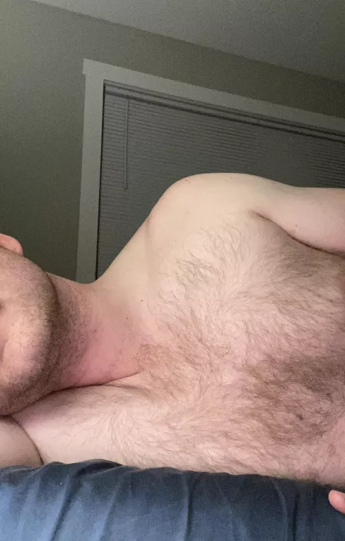 [36]Wanna have a gummy and take turns going down on each other? And can you bring the gummy? 