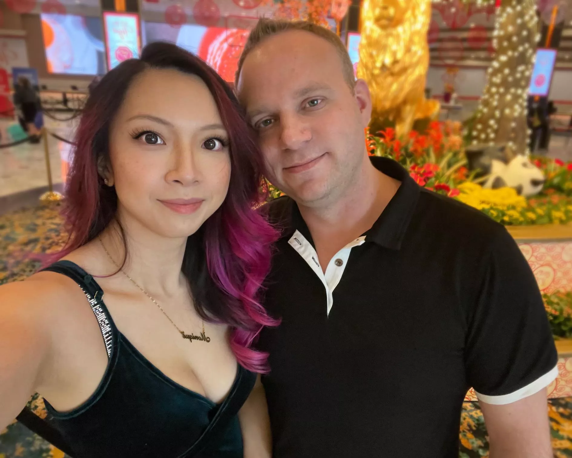 [38/39][mf4a][las vegas] Local Vegas couple, open to local on going swinger friends