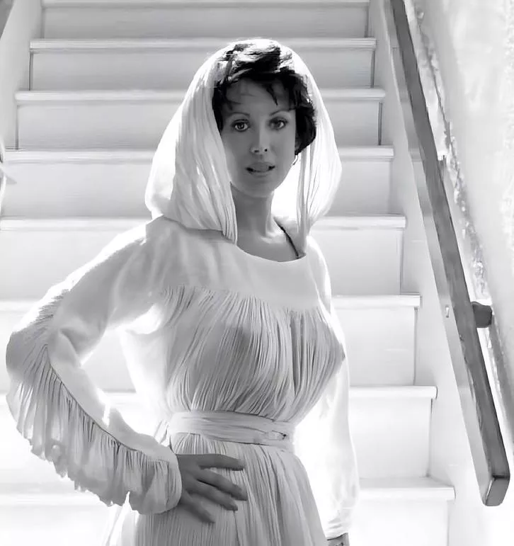 Actress Phyllis Davis