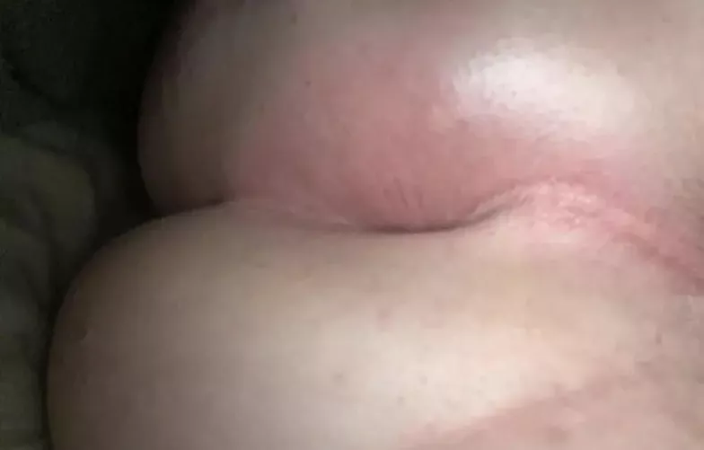 Any tops looking to hole to use today. 27 sub hosting In pakenham hmu 