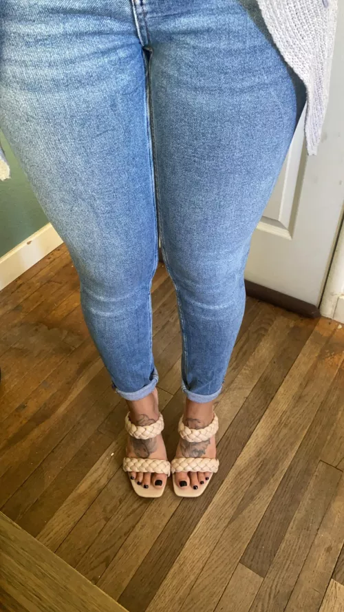 Do you like the way my toes look in these? 