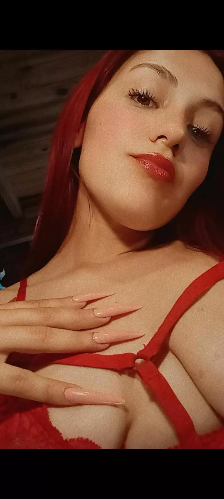 Good afternoon 💋 Tell me where are you from? 😏