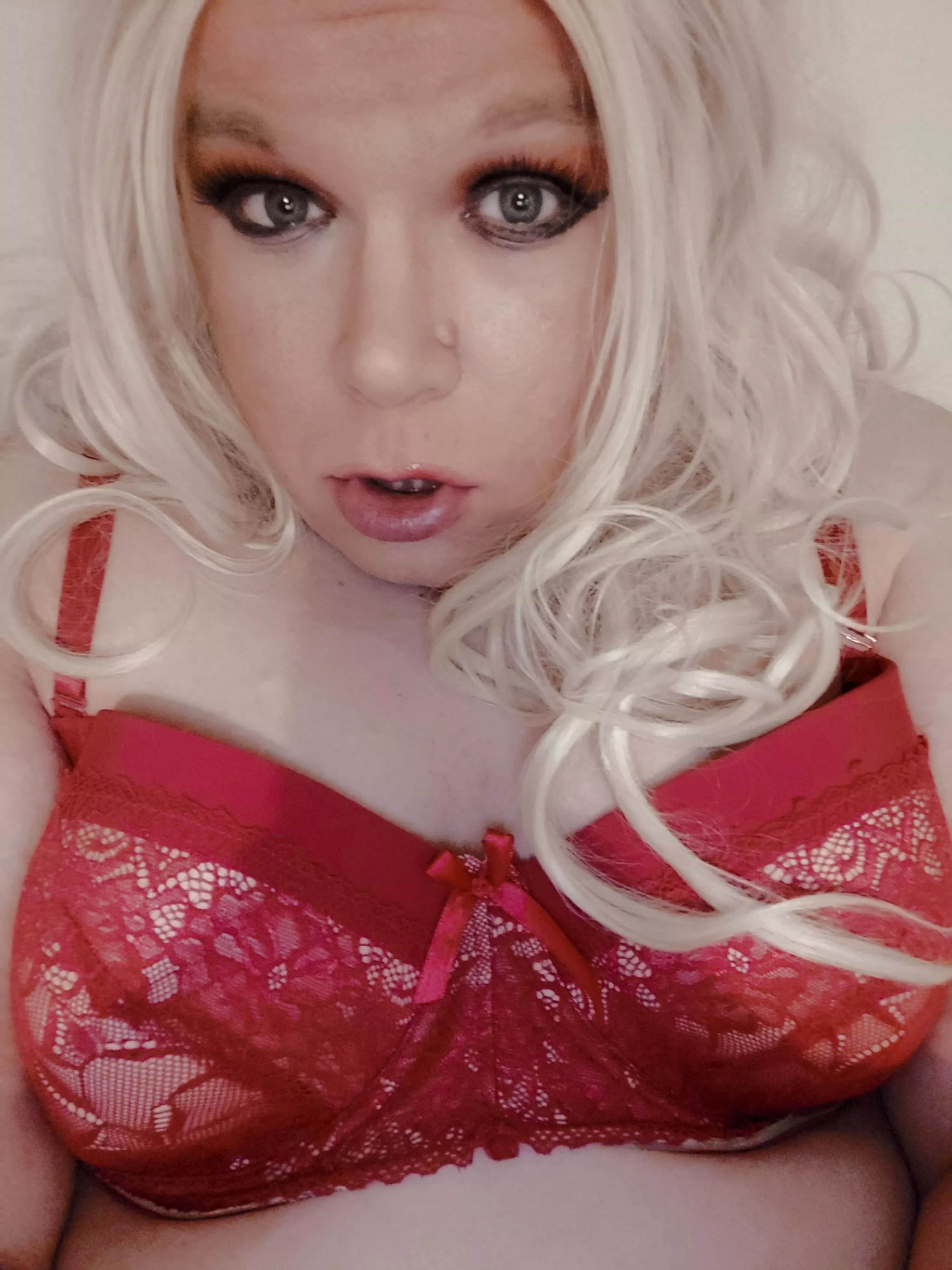 I have a birthday, would u be my present? 😘