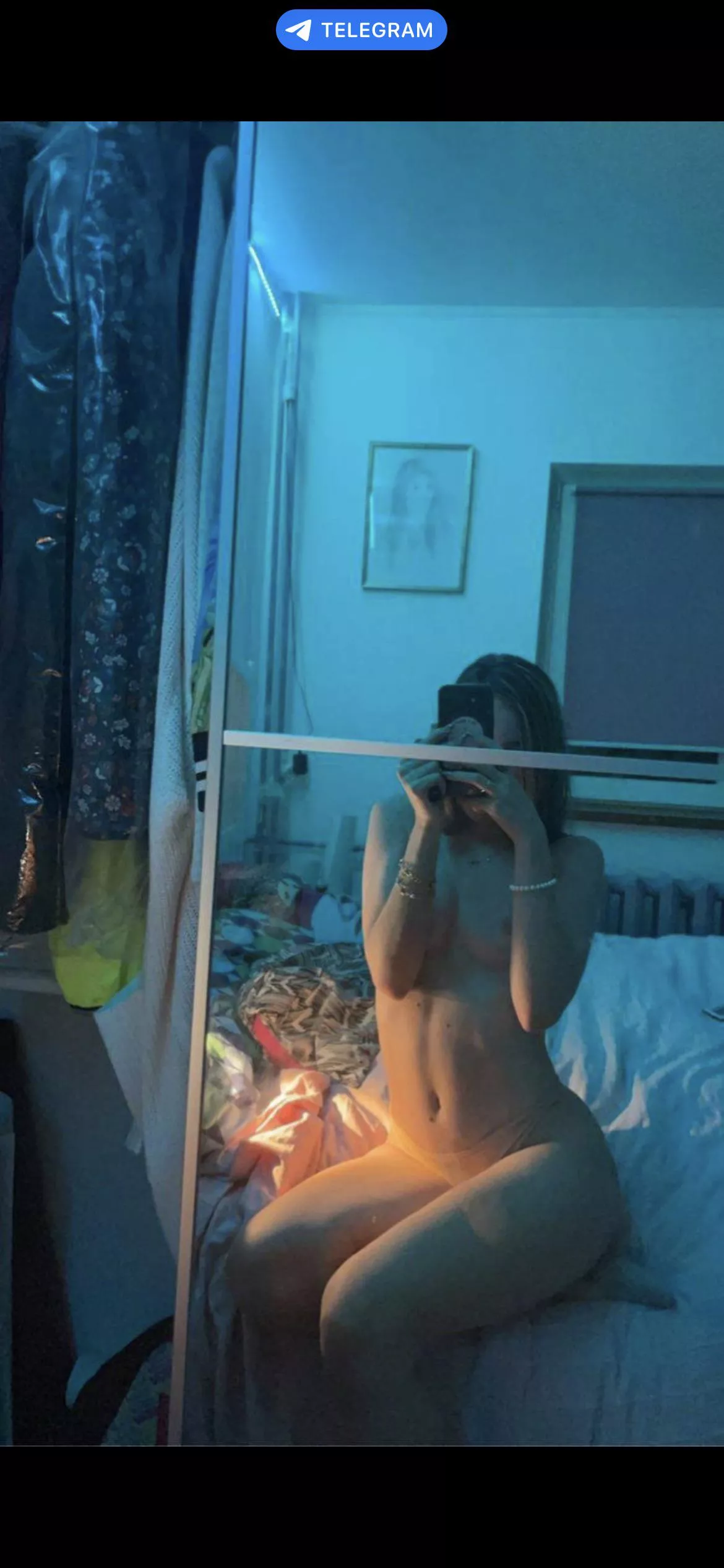 I send free nude add on telegram;;;@Ginawhite2