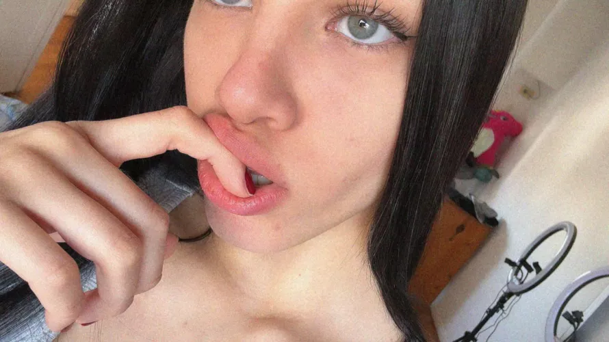 If Paul wins, Ill need someone to help me recover… preferably with some hands-on attention. #PaulvsTyson