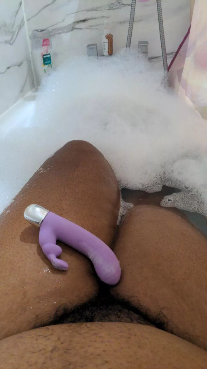 It's the little ways she says she's thinking of me