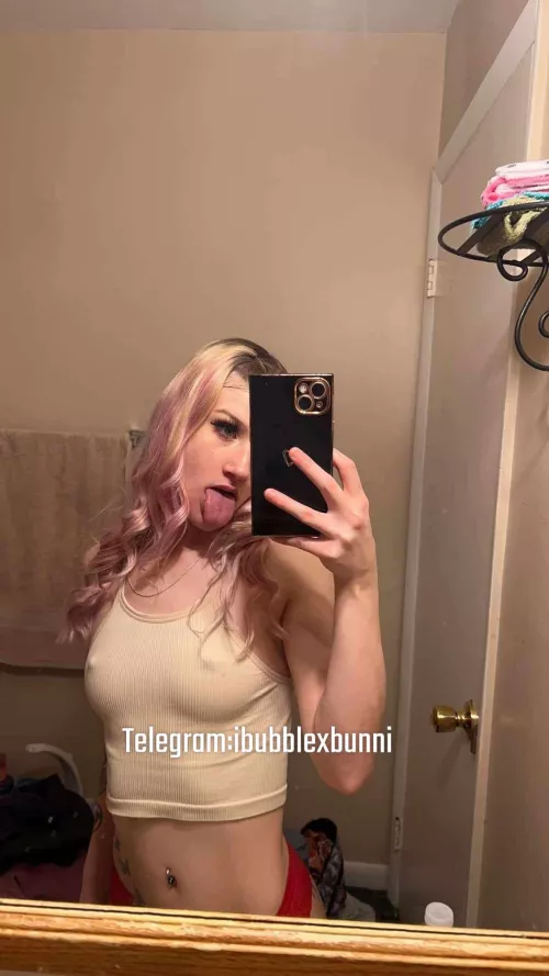 Looking to make you 🥜 this NNN {selling} I live verify❤️ tele;ibubblexbunni